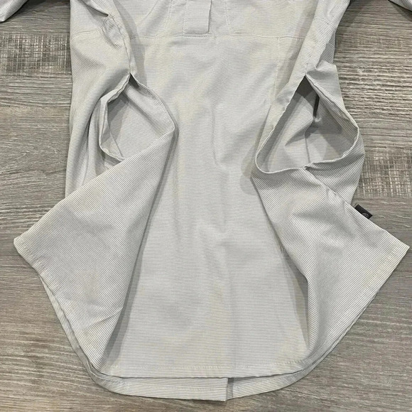 Mountain Hardwear Citypass Shirt Womens Large Gray Popover Striped Roll Tab EUC - Picture 7 of 16